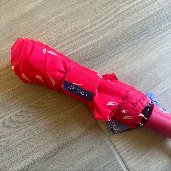 Brand new Nautica auto umbrella - Picture 2 of 7